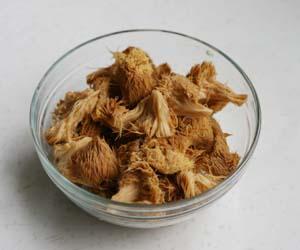 菜心猴头菇的做法