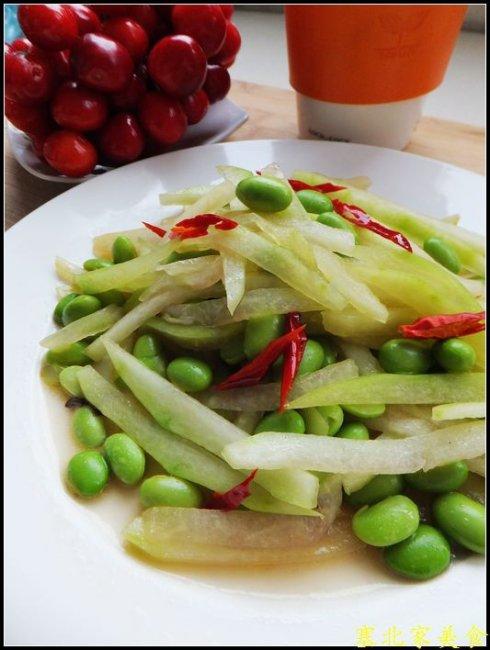 西瓜翠衣炒毛豆的做法