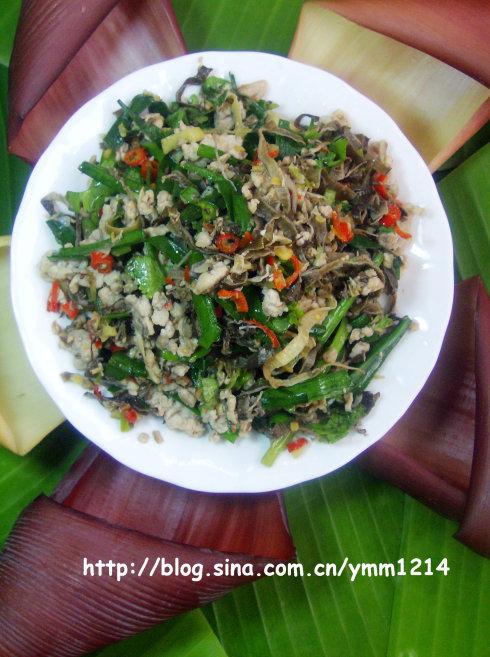 芭蕉花炒肉的做法