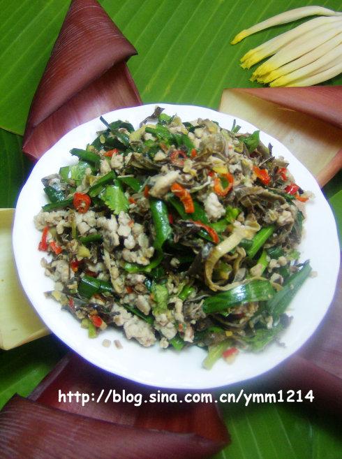 芭蕉花炒肉的做法