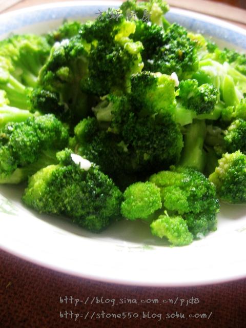 蒜蓉西兰花的做法