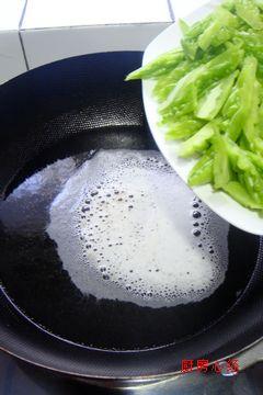 台式炒苦瓜的做法