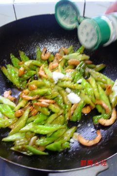 台式炒苦瓜的做法