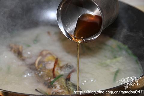 昂刺鱼鲜虾豆腐汤的做法