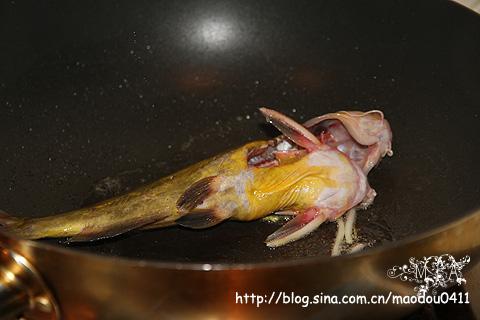 昂刺鱼鲜虾豆腐汤的做法