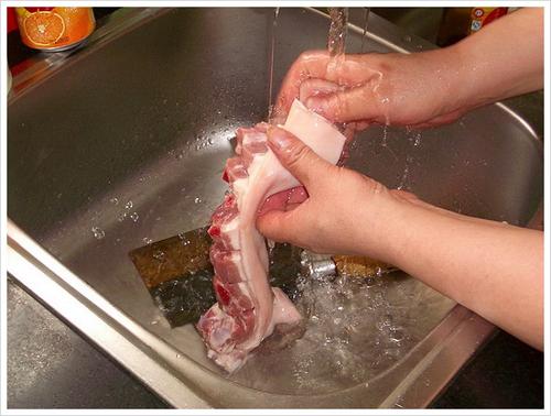 �Ϻ������������