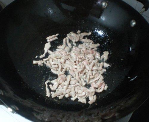 胡萝卜炒腐竹的做法