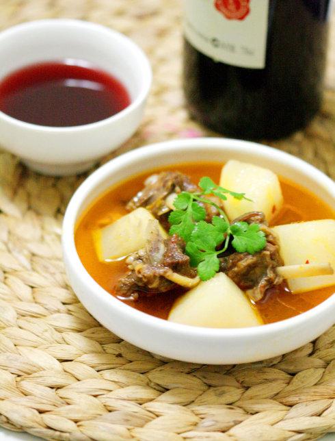 羊排炖萝卜的做法