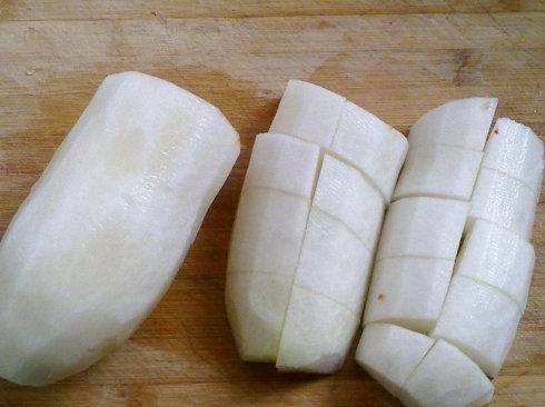 羊排炖萝卜的做法