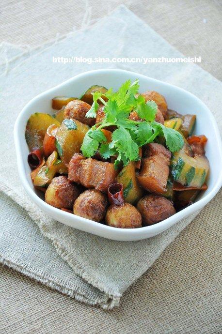 黄瓜烧虎皮蛋的做法