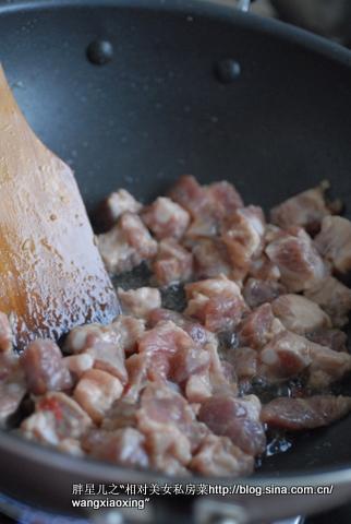 苦瓜生炒小排骨的做法