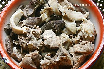 猪横脷猪小肚煲黑芝麻的做法