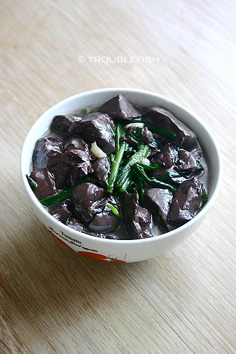 猪横脷猪小肚煲黑芝麻的做法