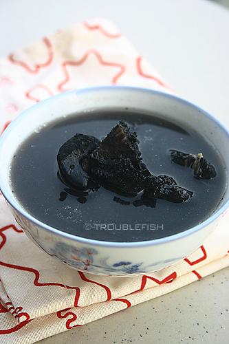 猪横脷猪小肚煲黑芝麻的做法