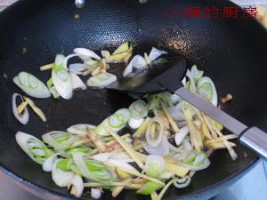 大葱炒猪心的做法