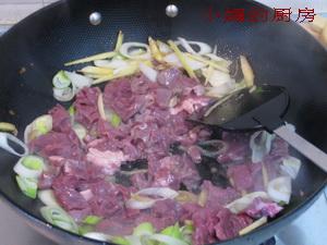 大葱炒猪心的做法