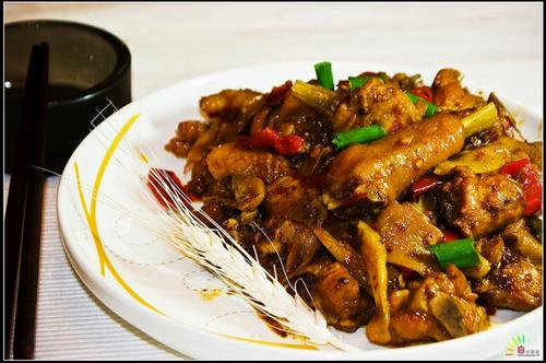 �н��ռ�������