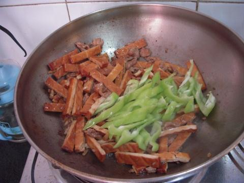 肉炒豆干的做法