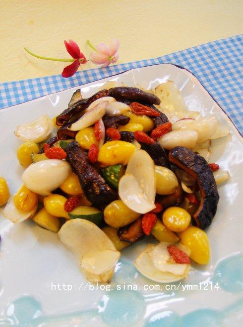 百合鲜果炒素鳝的做法