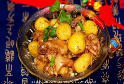 小土豆烧鸡块的做法