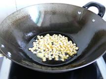 虾仁芋头煲的做法