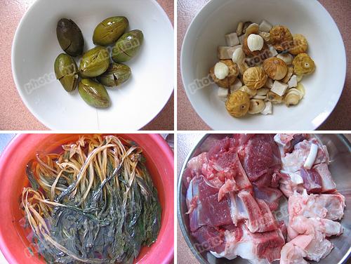 白菜干无花果猪脚汤的做法