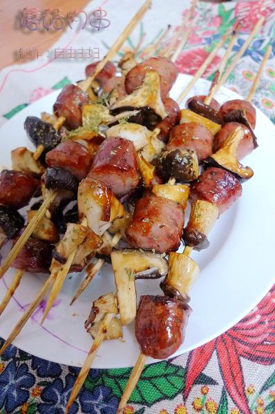 蘑菇肉串的做法