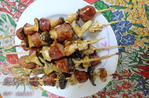 蘑菇肉串的做法