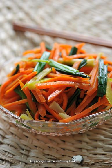 蒜香胡萝卜的做法