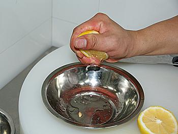 ���ѻƹ�ɫ��������