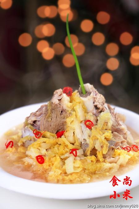 酸菜大骨头汤的做法