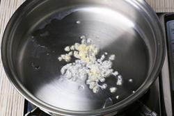 家常简约版鼎湖上素的做法