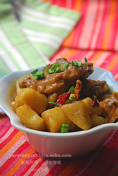 鸡块炖土豆的做法