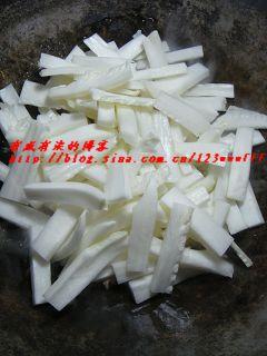 五花肉粉丝炖白菜的做法