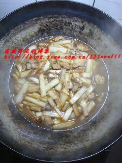 五花肉粉丝炖白菜的做法