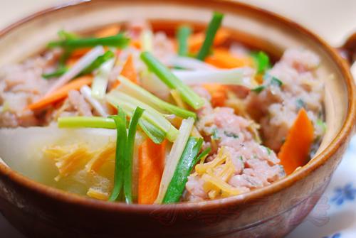 节瓜鲮鱼滑煲的做法