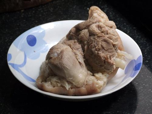 白切猪手的做法