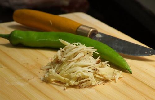 白切猪手的做法