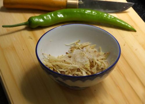 白切猪手的做法