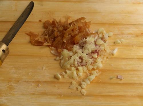 白切猪手的做法