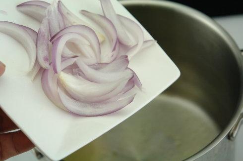 沙茶牛腩煲的做法