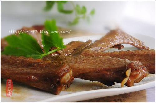 ±�������