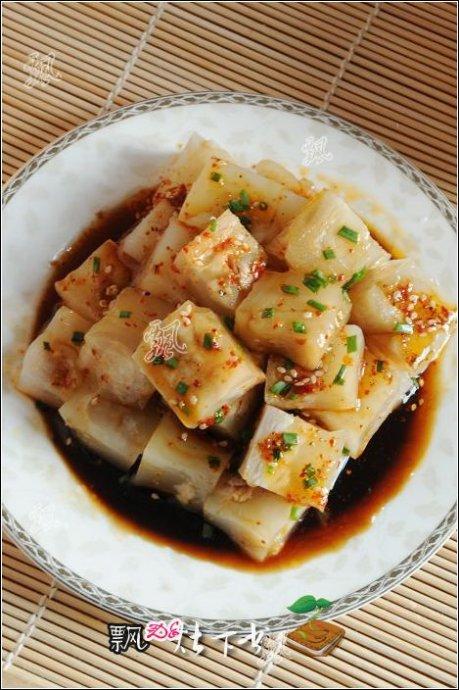 辣子醋拌蹄花冻的做法