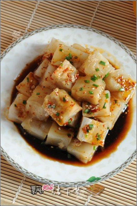 辣子醋拌蹄花冻的做法