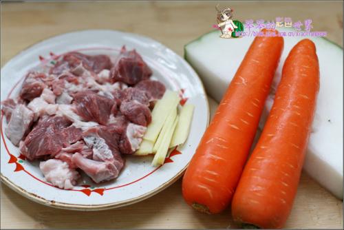 冬瓜胡萝卜牛腩汤的做法