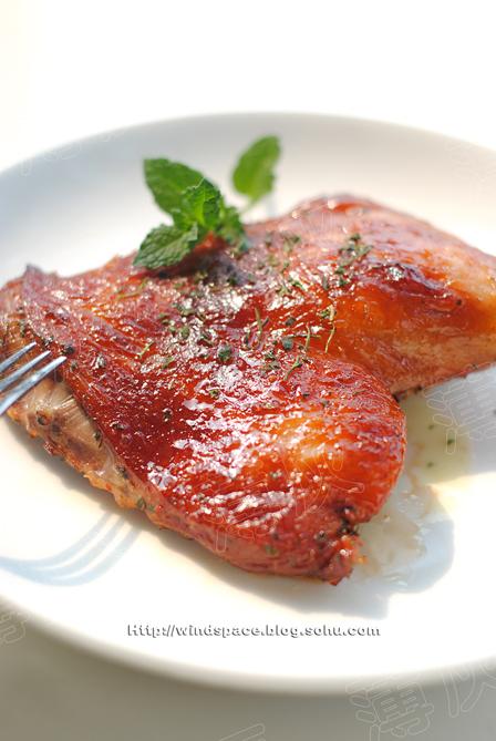 蒜香欧芹烤鸭腿的做法