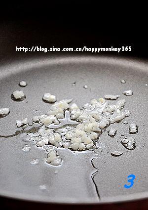 酸腌菜炒茭白的做法