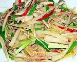 营养什锦烩猪肚丝的做法