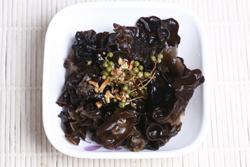 ��ɫ�Ŷ���ľ��������