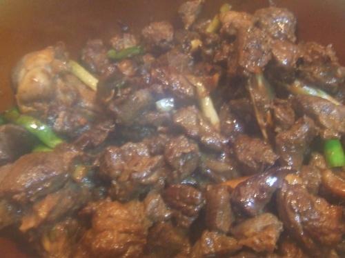 红萝卜狗肉的做法